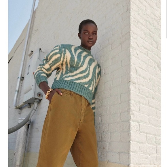 Zara NWT Jacquard Knit Animal Print Sweater - Picture 2 of 6